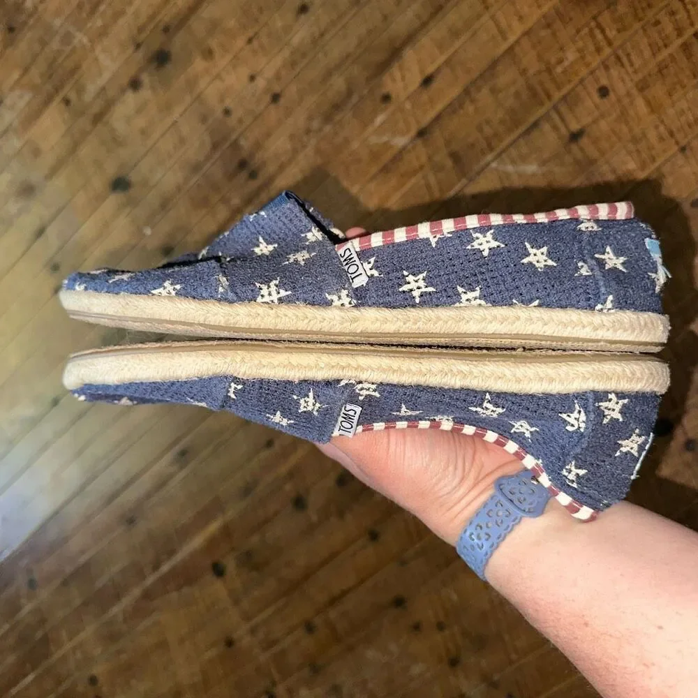 Tom’s Americana patriotic 8.5 raffia woven slip on shoes - Picture 4 of 7
